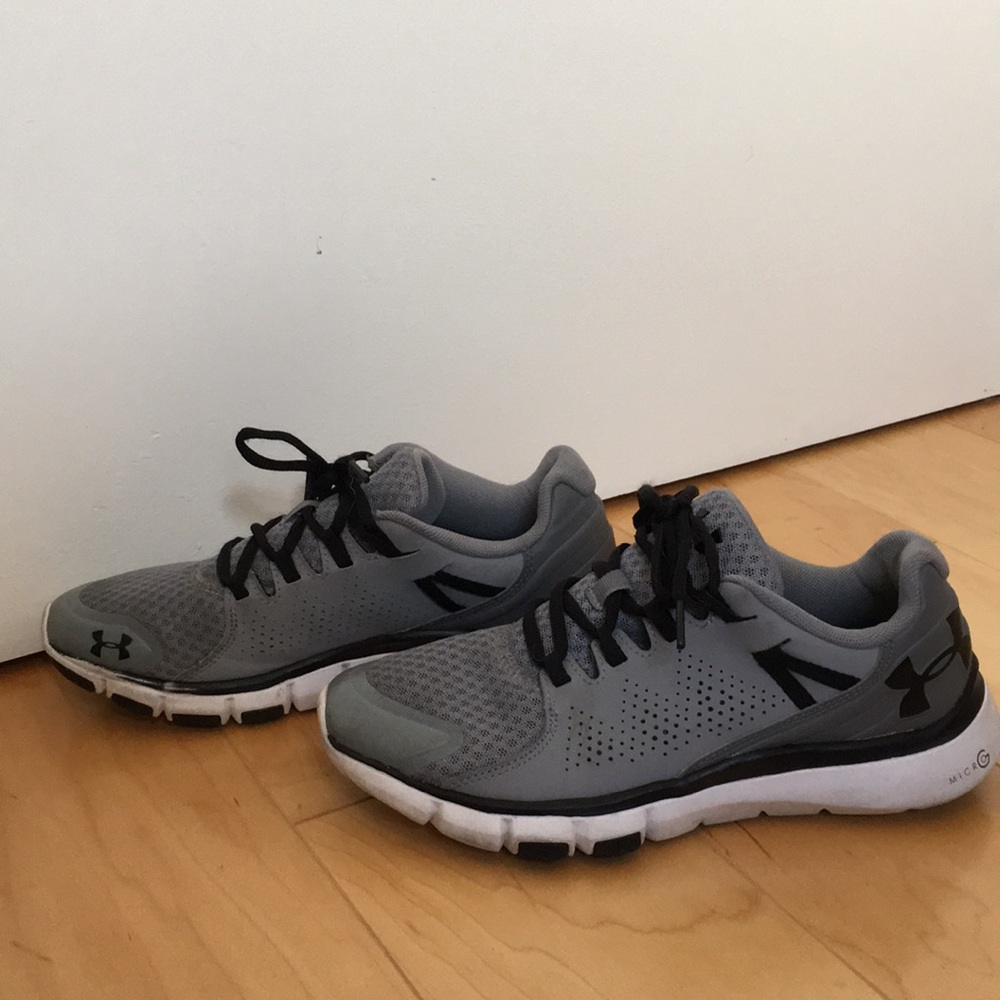 Under Armour Micro G sneakers